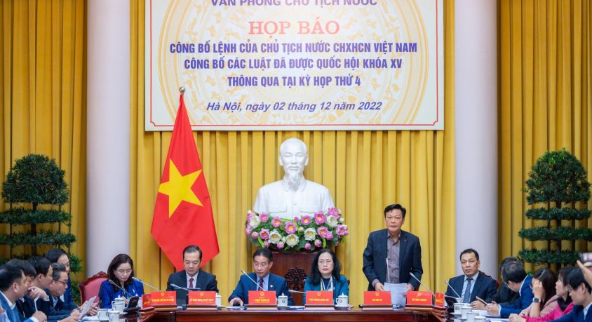 Dân chủ cơ sở trên môi trường số